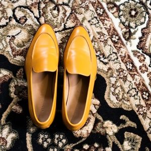 Everlane The Modern Loafer in Honey